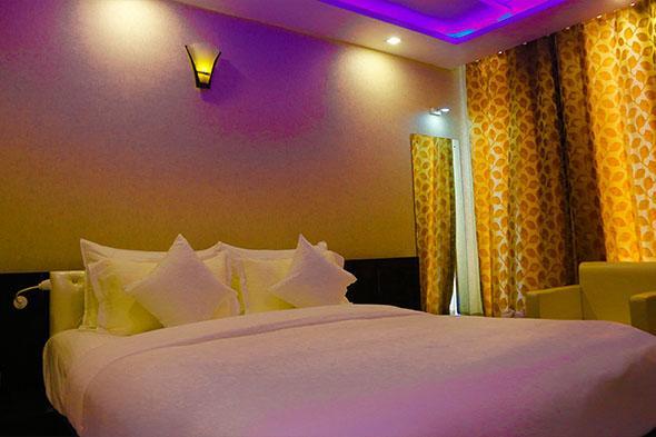 Tulip Continental Hotell Hamirgarh Eksteriør bilde